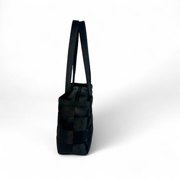 Harveys Original Seatbelt Shoulder Bag Y2K Black Boxy Long Strap Made in USA - Picture 5 of 14